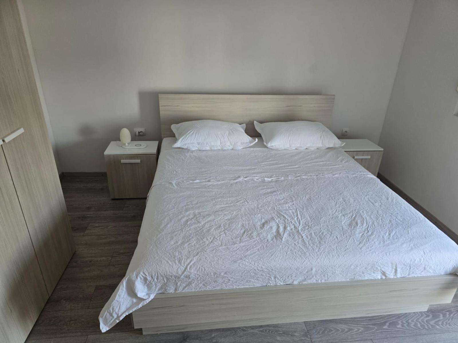Anton Apartment